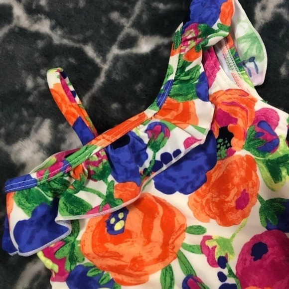 Infant NWT Ruffle floral 1pc swimsuit - Picture 2 of 3